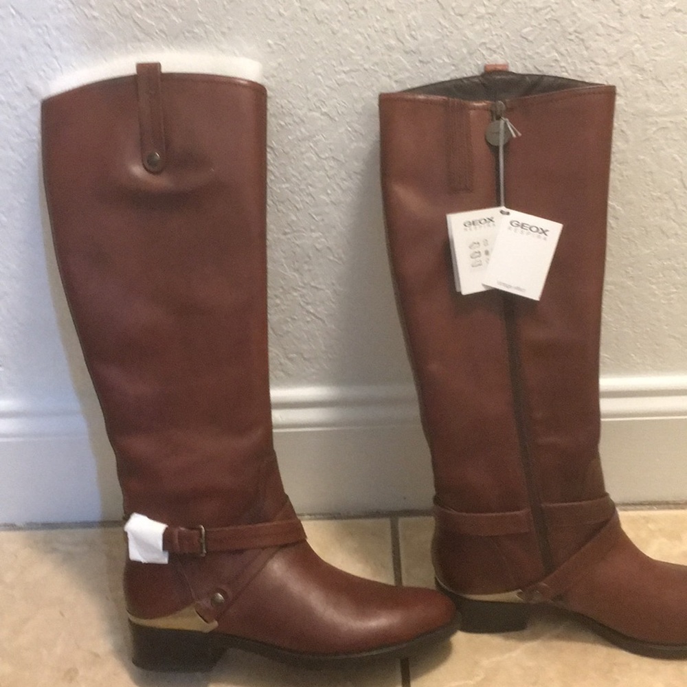 New Leather Boots 8.5 Vintage Effect by Geox